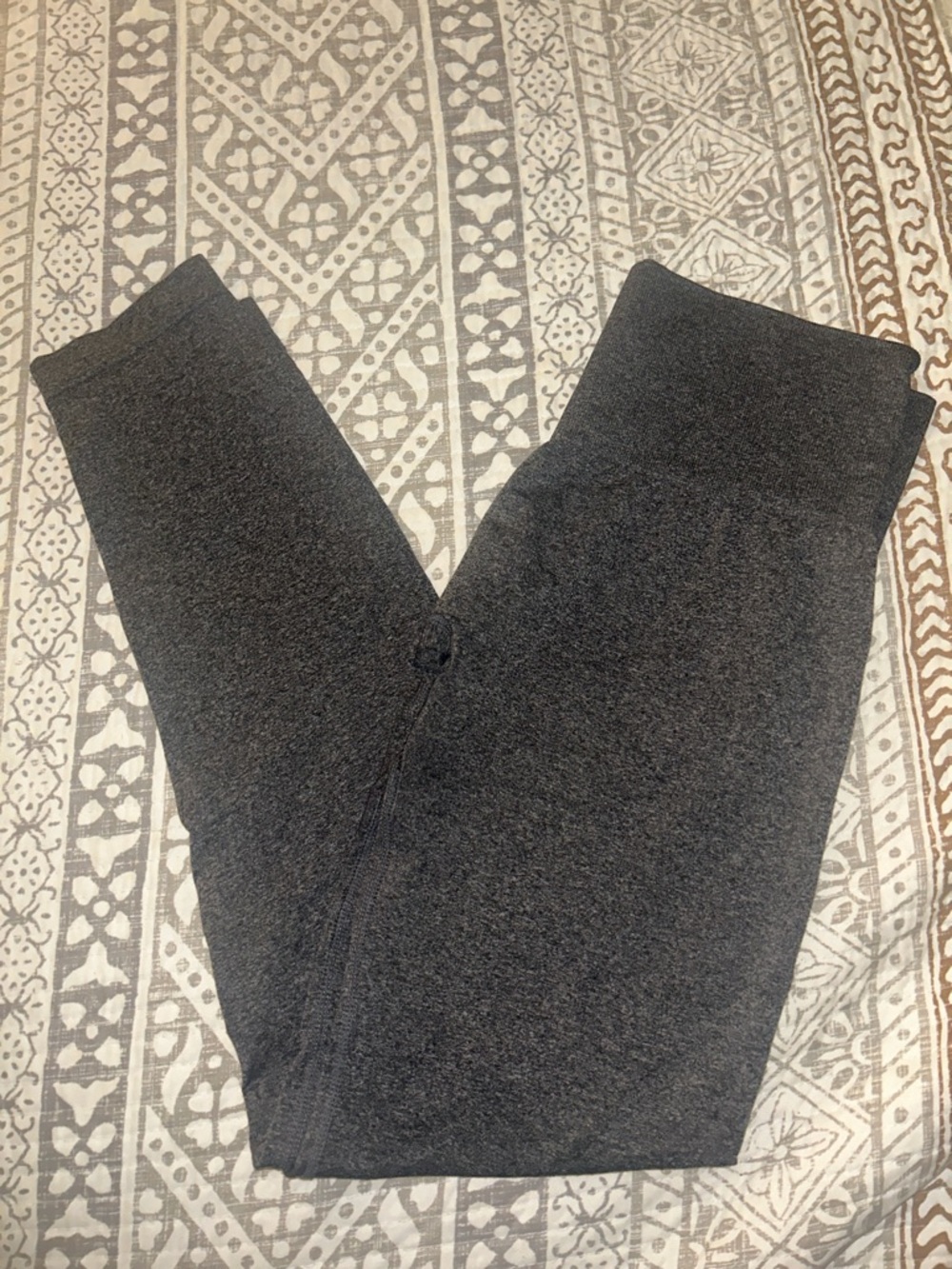 NVGTN Dark Gray High-Waist Leggings
